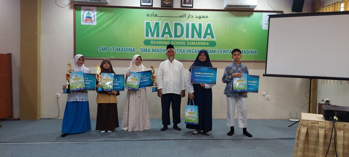 Juara Harapan 1 Desain Canva